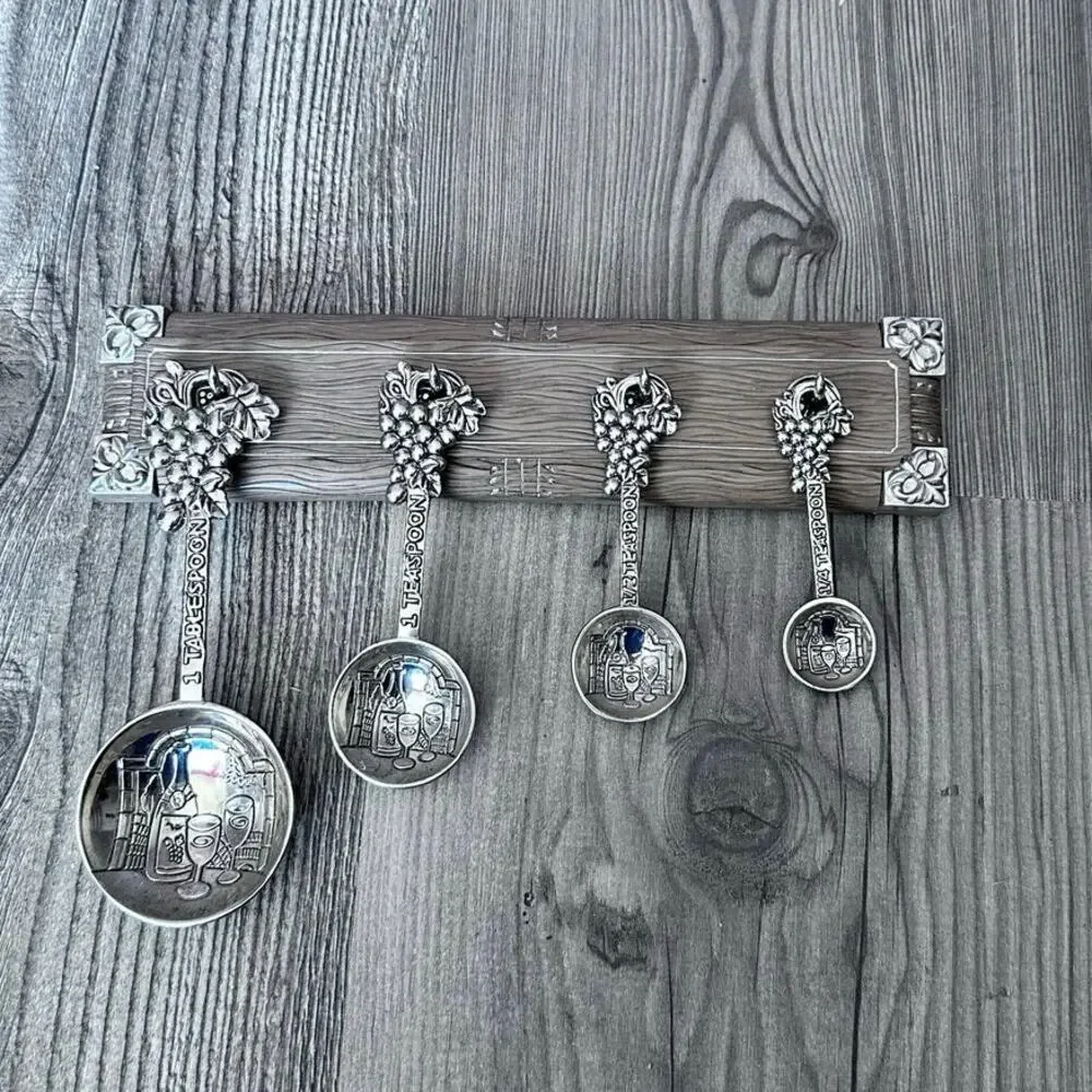 grape wine themed measuring spoons with rack